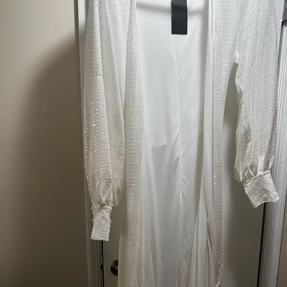 Pantora Bridal Wedding Robe - Picture 11 of 11